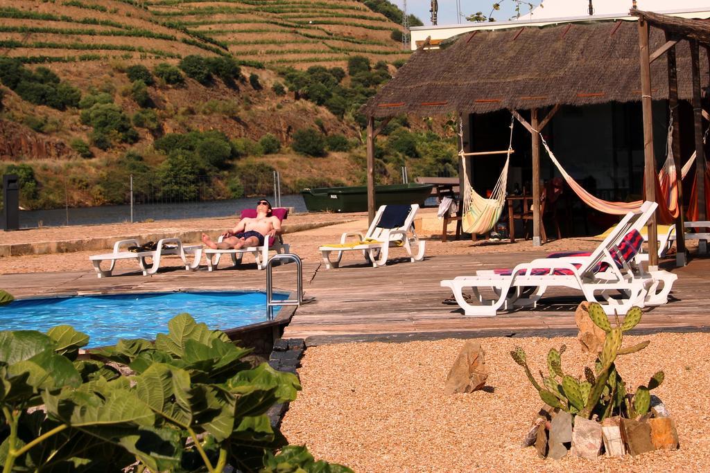 Douro Yacht Charter & Bungalows São João da Pesqueira Екстериор снимка
